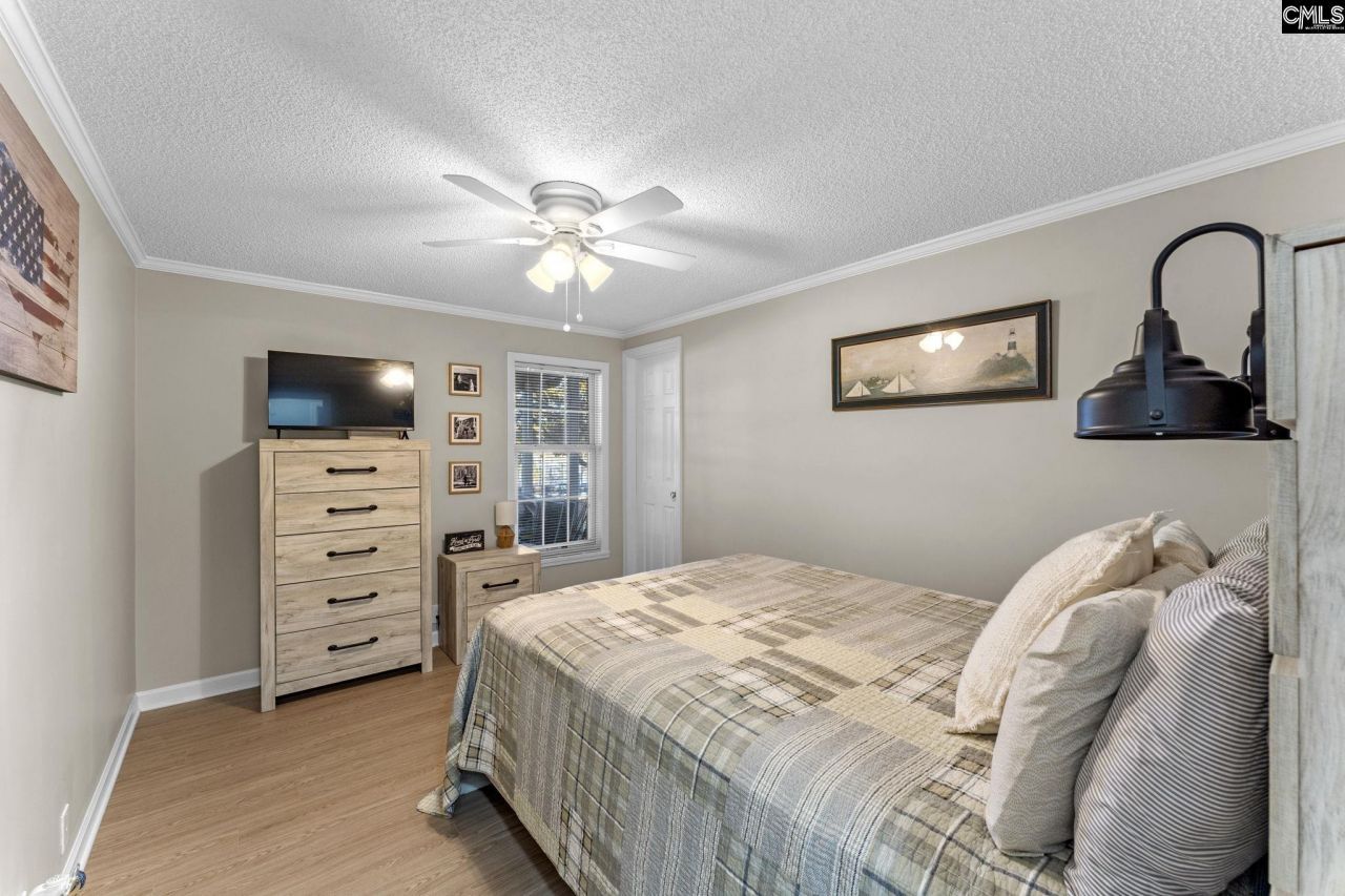 1089 N Windwood Photo 18