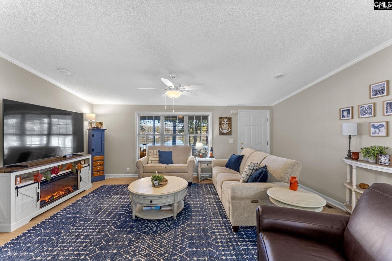 1089 N Windwood Photo 7