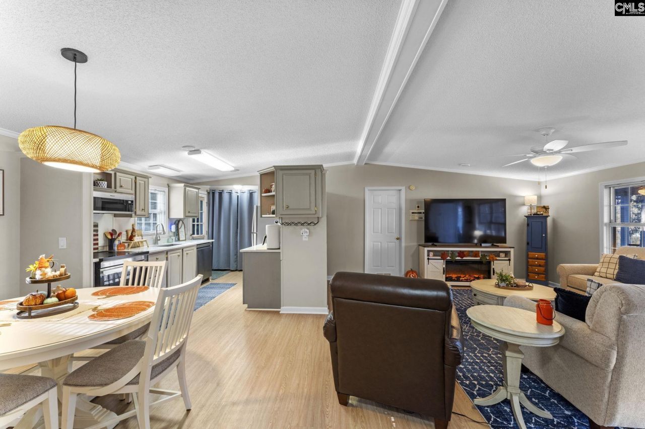 1089 N Windwood Photo 9