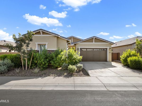 9329 W SELLS Drive, Phoenix, AZ 85037