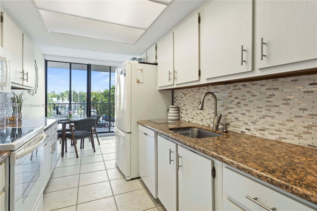 1101 River Reach Dr, Unit 209, Fort Lauderdale, FL 33315 Photo