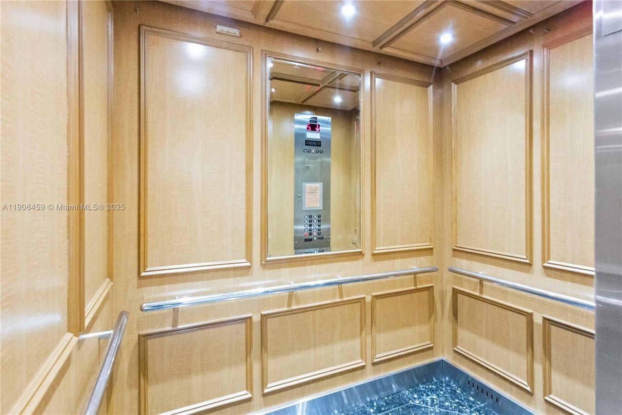 1101 River Reach Dr, Unit 209, Fort Lauderdale, FL 33315 Photo