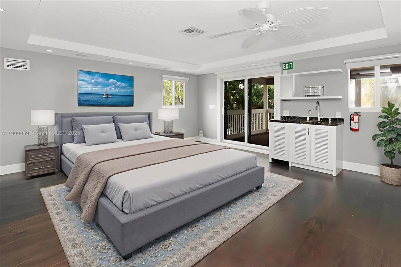1108 Washington St, Hollywood, FL 33019 Photo