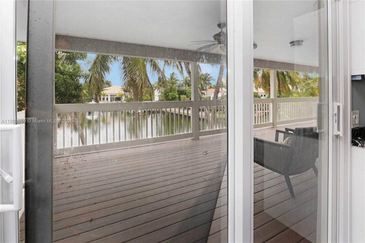 1108 Washington St, Hollywood, FL 33019 Photo