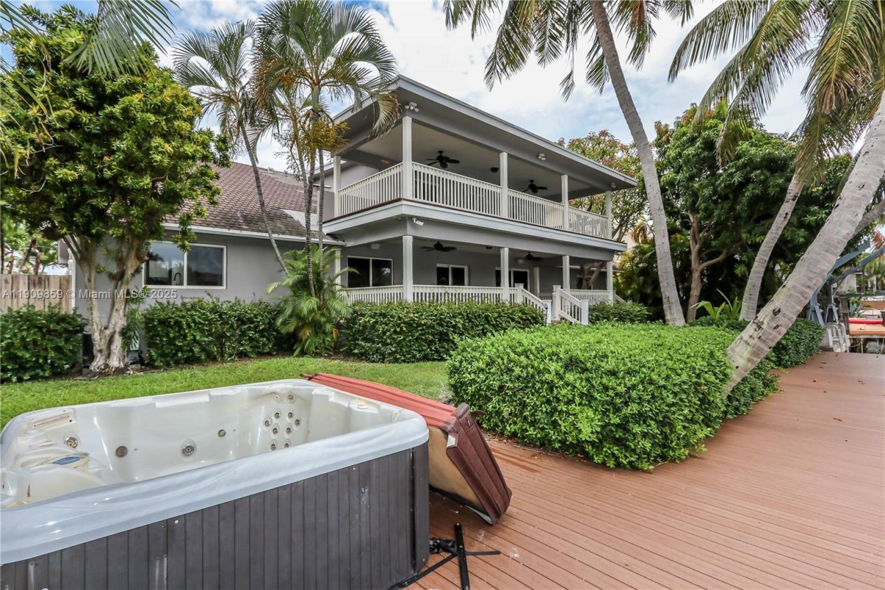 1108 Washington St, Hollywood, FL 33019 Photo