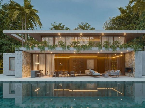 12500 Alamanda Dr, North Miami, FL 33181