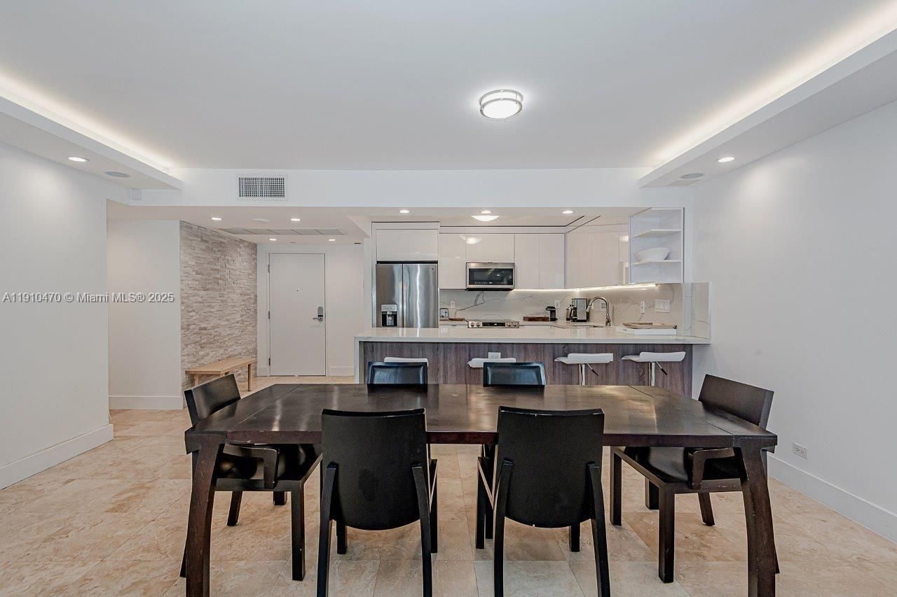 2301 Collins Ave, Unit 310, Miami Beach, FL 33139 Photo