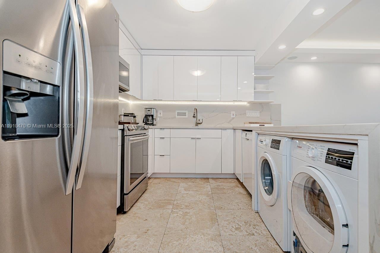 2301 Collins Ave, Unit 310, Miami Beach, FL 33139 Photo