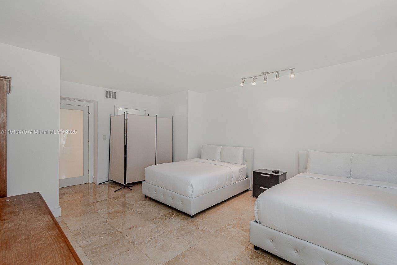 2301 Collins Ave, Unit 310, Miami Beach, FL 33139 Photo