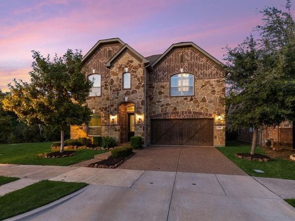 807 Dove Trail, Euless, TX 76039