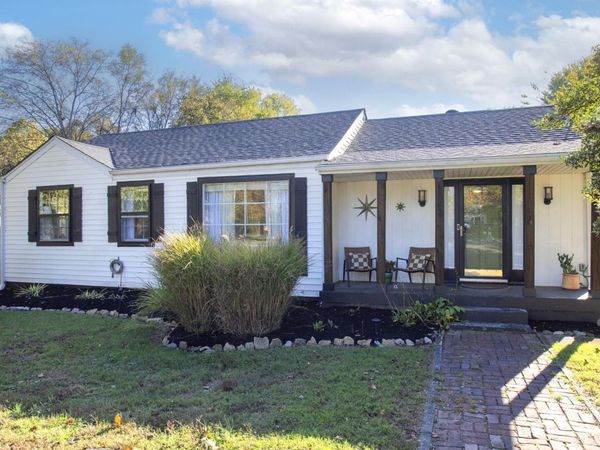 2843 Colonial Cir, Nashville, TN 37214