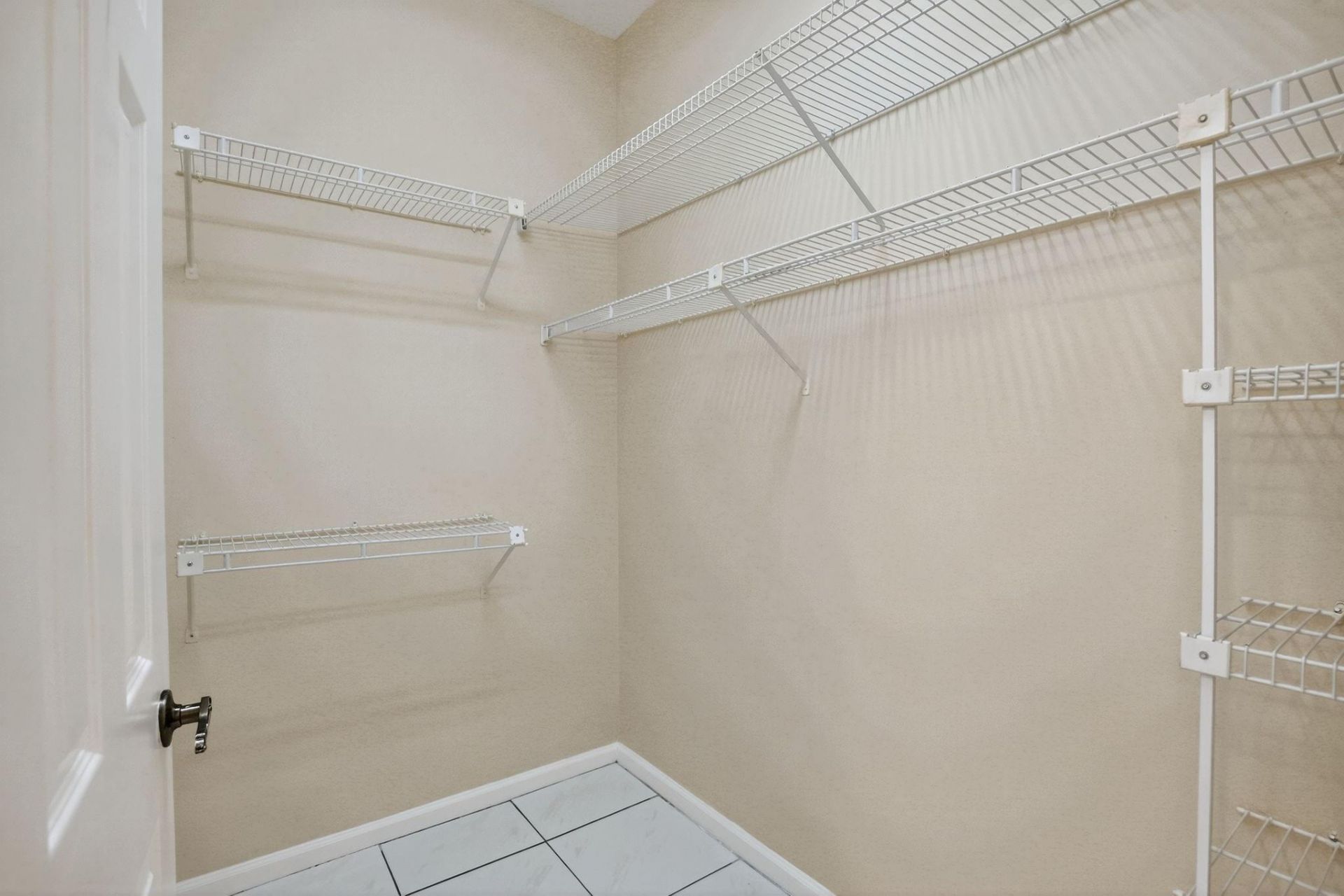 9401 NW 18th Drive, Plantation, FL 33322 Photo