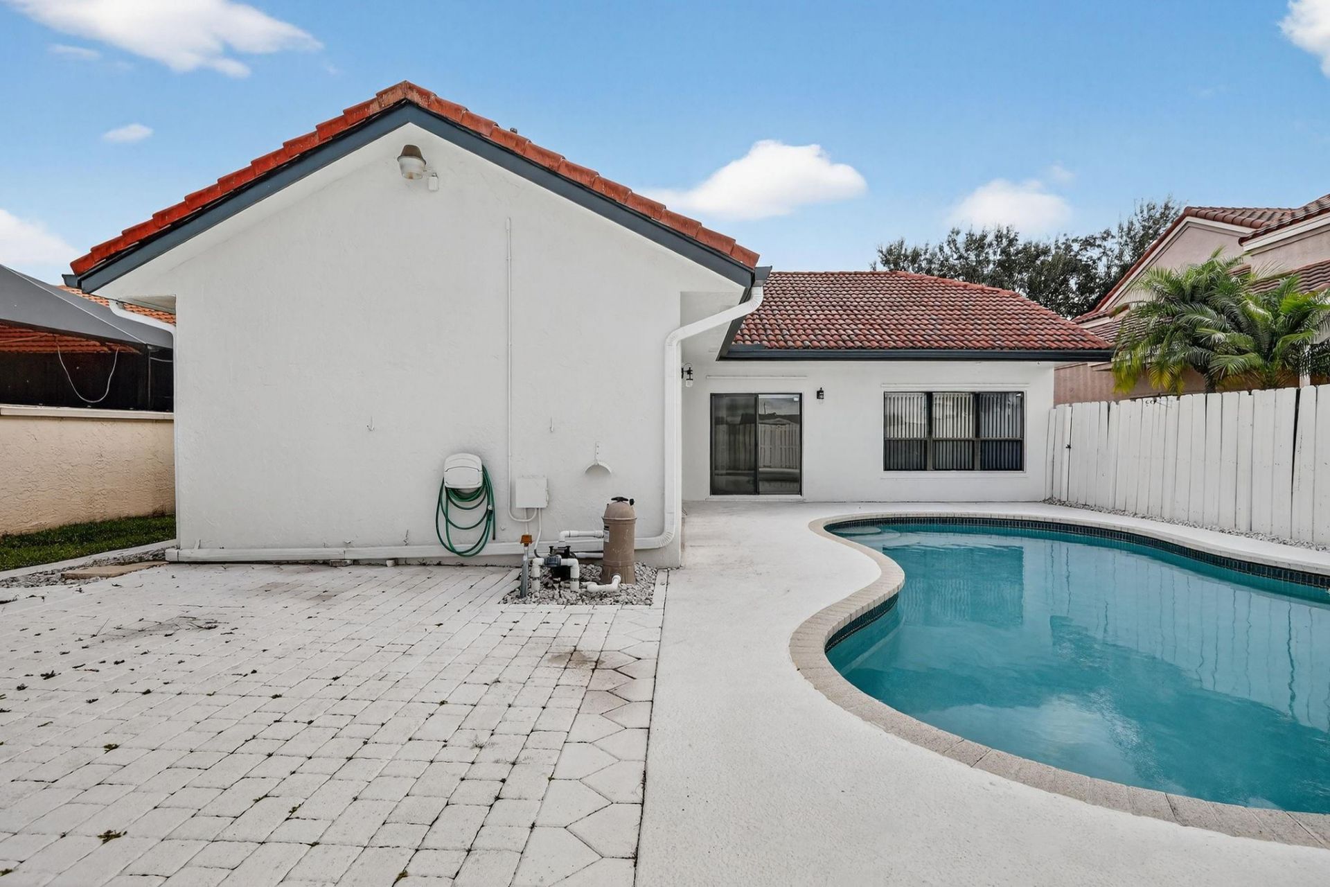 9401 NW 18th Drive, Plantation, FL 33322 Photo