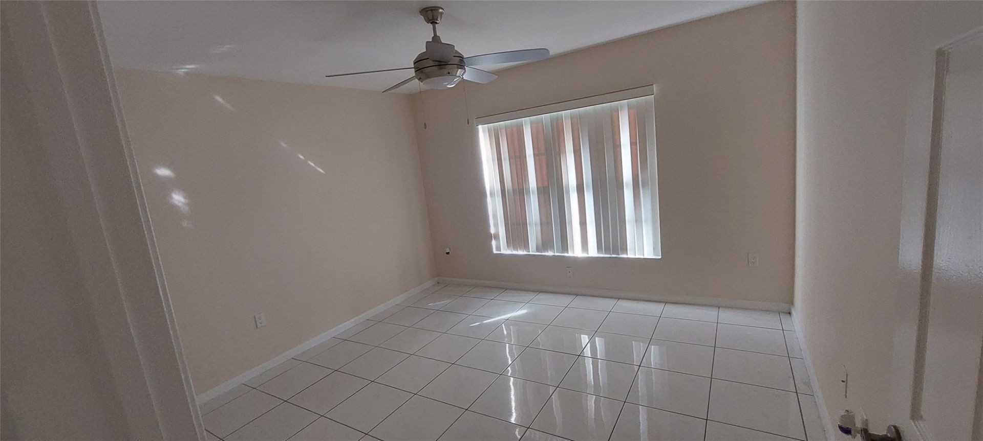 9401 NW 18th Drive, Plantation, FL 33322 Photo