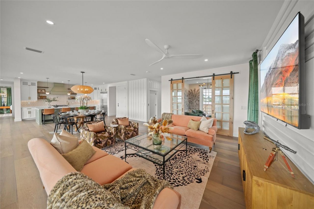 525 68th Street, Holmes Beach, FL 34217 Photo