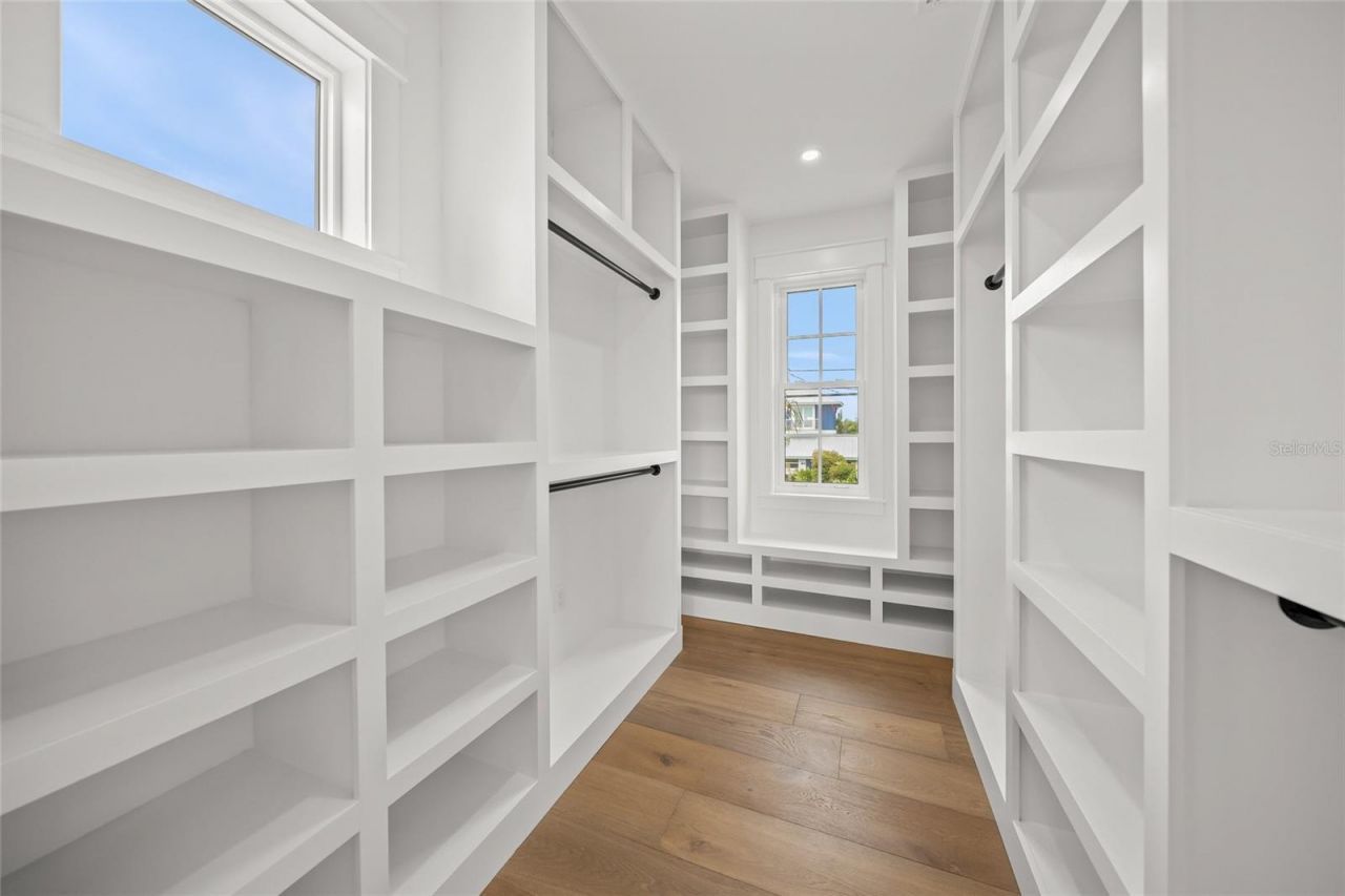 525 68th Street, Holmes Beach, FL 34217 Photo