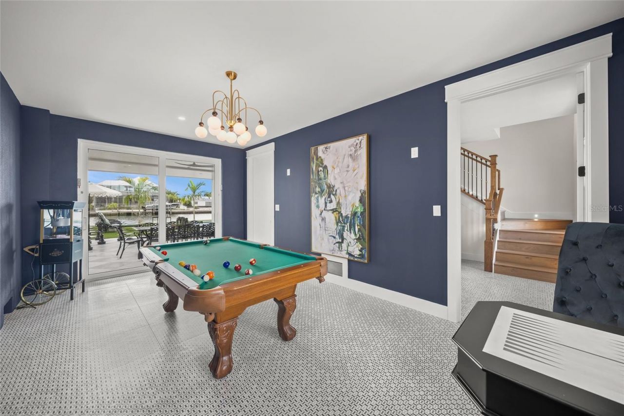 525 68th Street, Holmes Beach, FL 34217 Photo