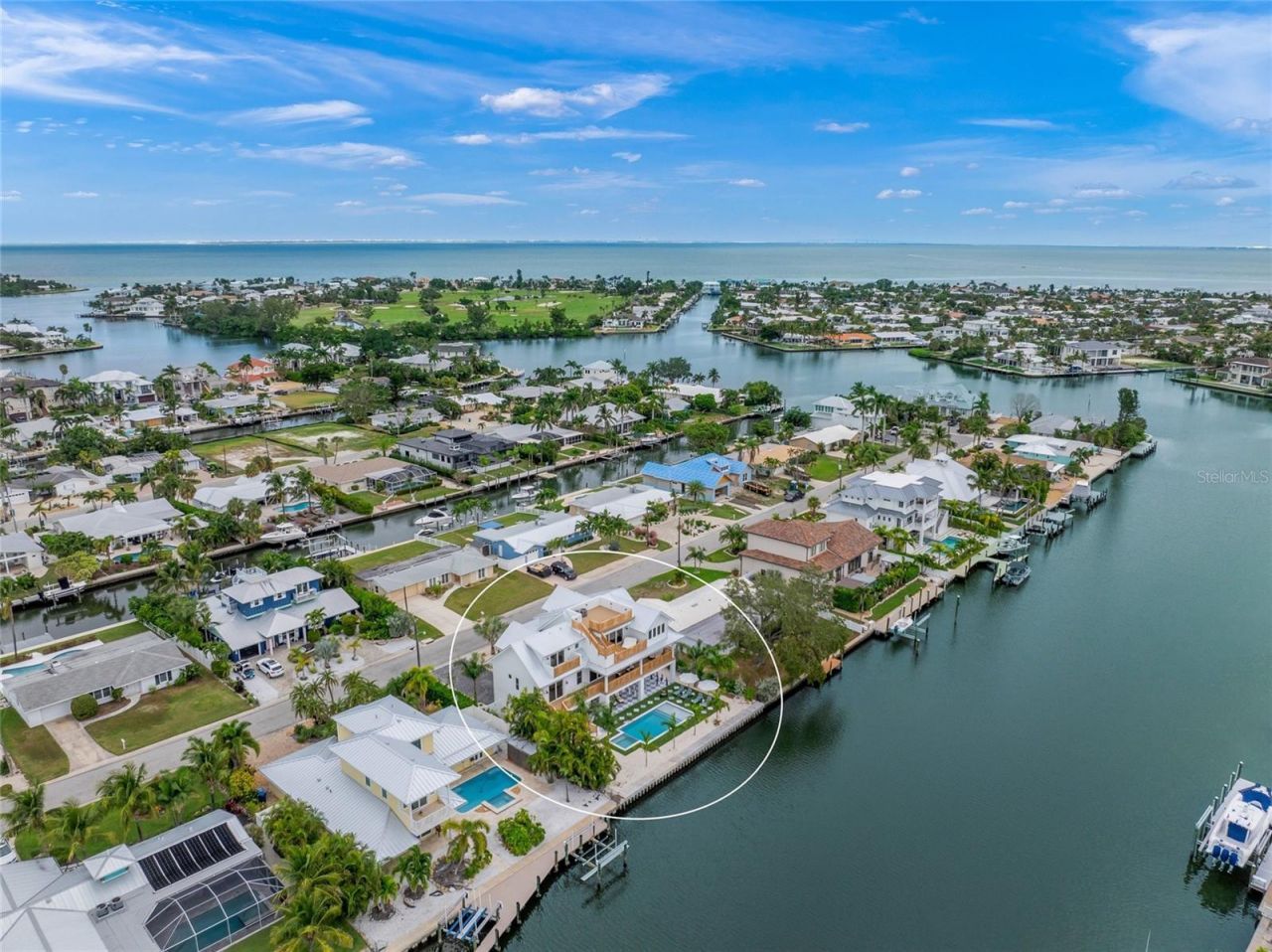 525 68th Street, Holmes Beach, FL 34217 Photo