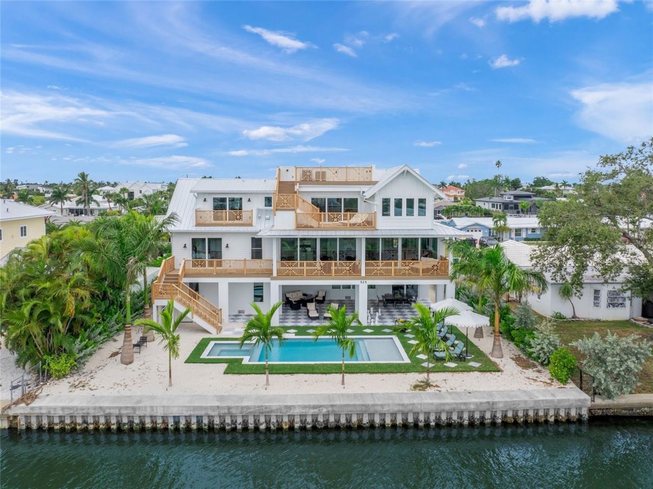 525 68th Street, Holmes Beach, FL 34217 Photo