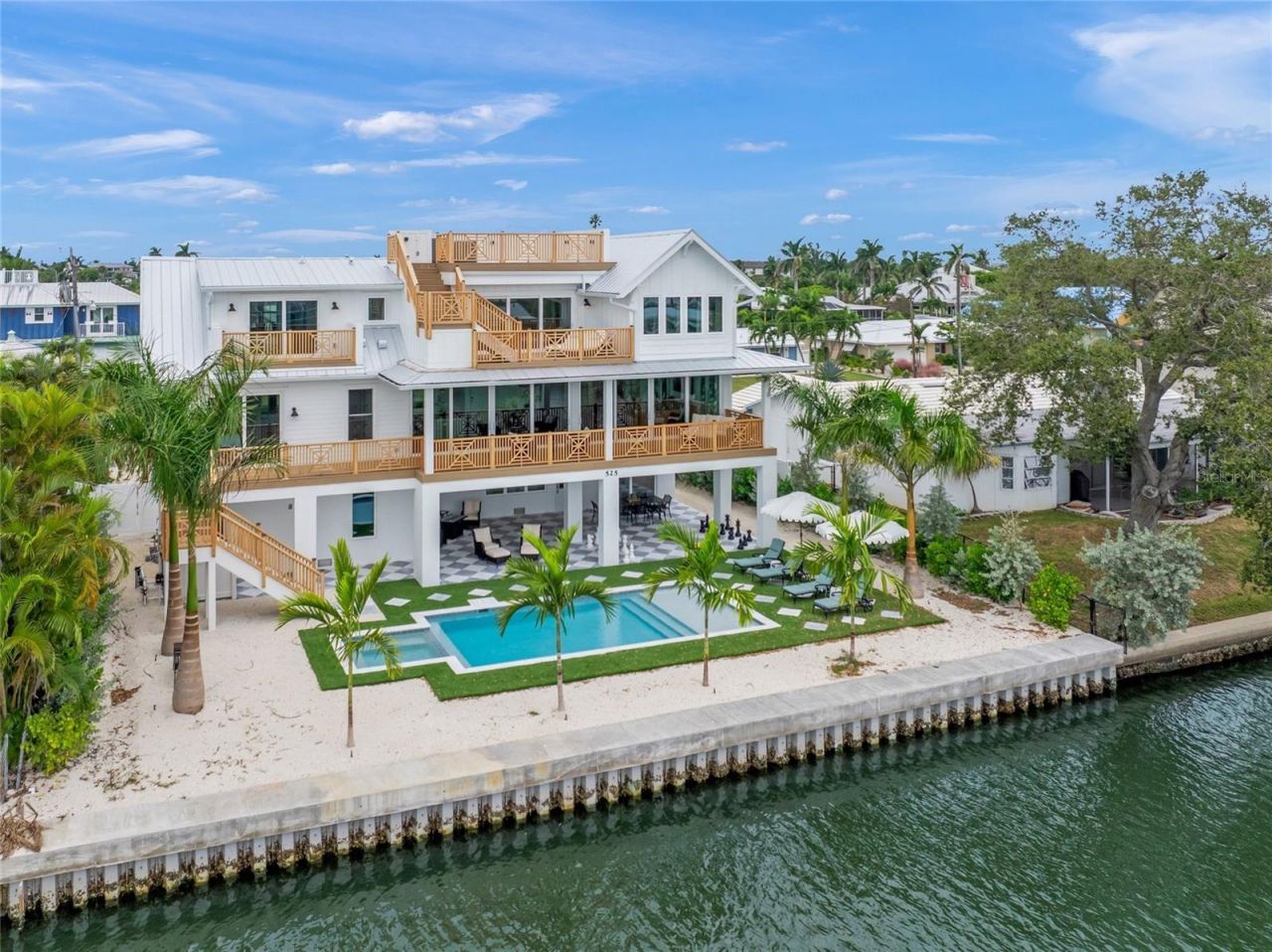 525 68th Street, Holmes Beach, FL 34217 Photo