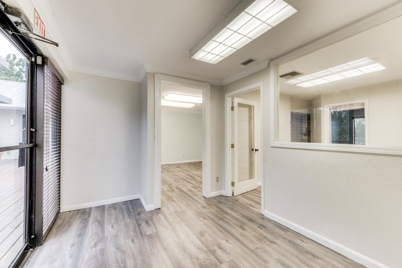 1149 Periwinkle Way, Unit 2, Sanibel, FL 33957 Photo