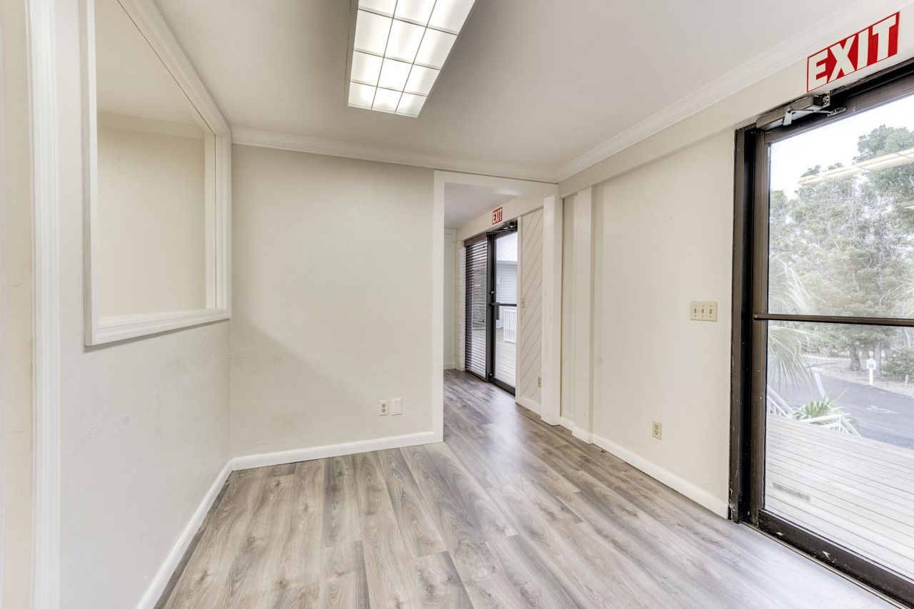 1149 Periwinkle Way, Unit 2, Sanibel, FL 33957 Photo