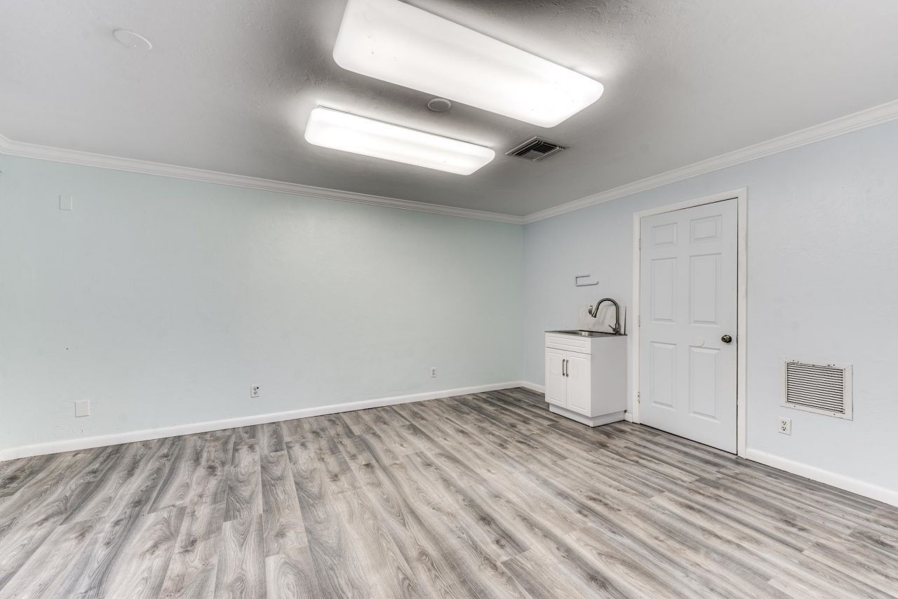 1149 Periwinkle Way, Unit 2, Sanibel, FL 33957 Photo