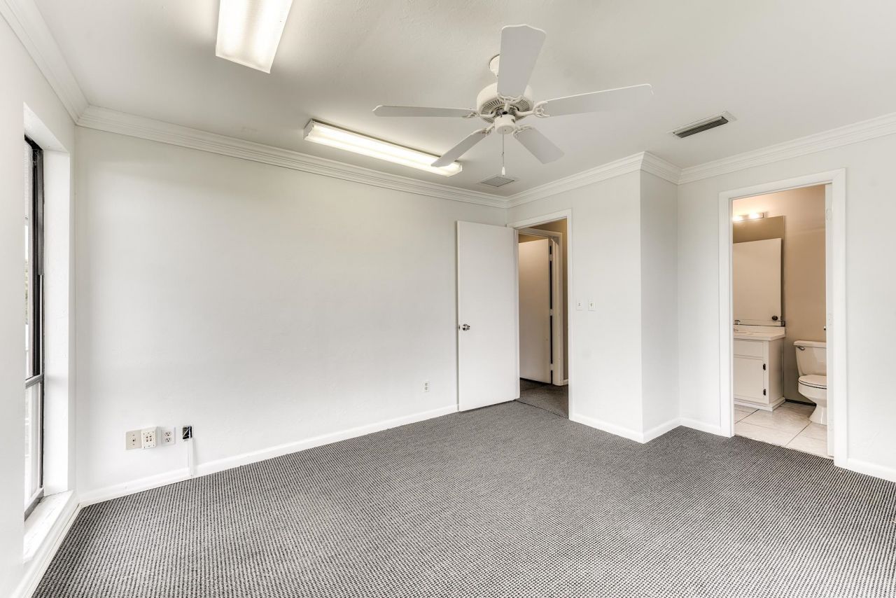 1149 Periwinkle Way, Unit 2, Sanibel, FL 33957 Photo