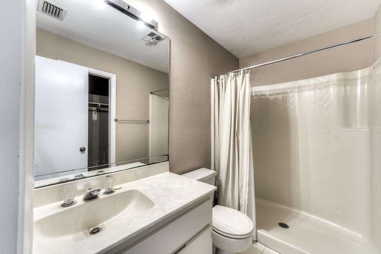 1149 Periwinkle Way, Unit 2, Sanibel, FL 33957 Photo