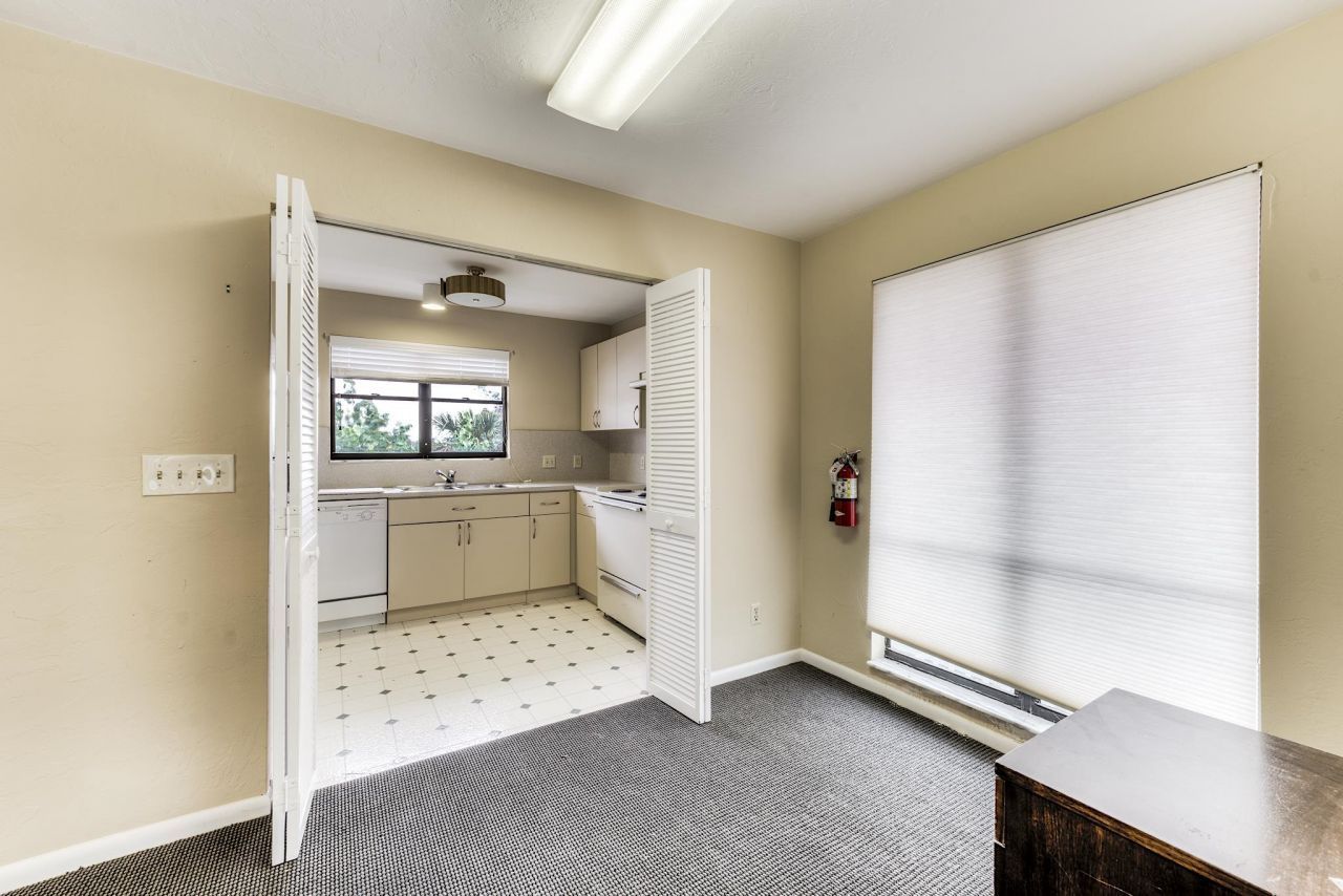 1149 Periwinkle Way, Unit 2, Sanibel, FL 33957 Photo