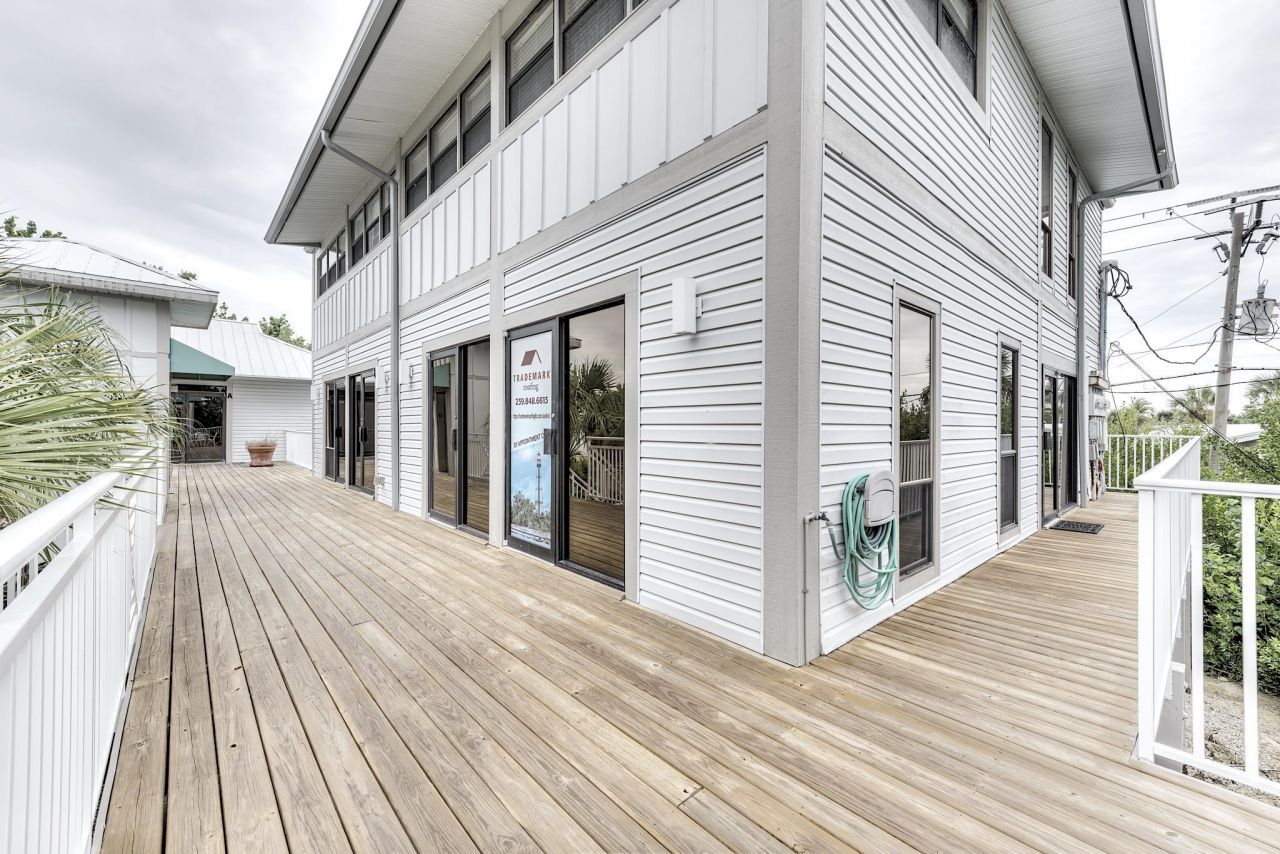 1149 Periwinkle Way, Unit 2, Sanibel, FL 33957 Photo