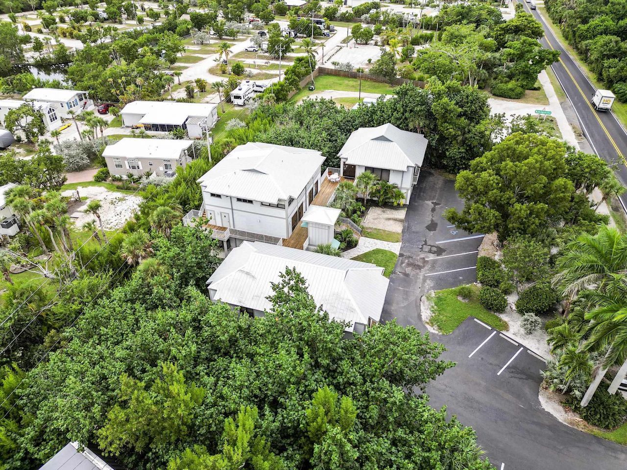 1149 Periwinkle Way, Unit 2, Sanibel, FL 33957 Photo
