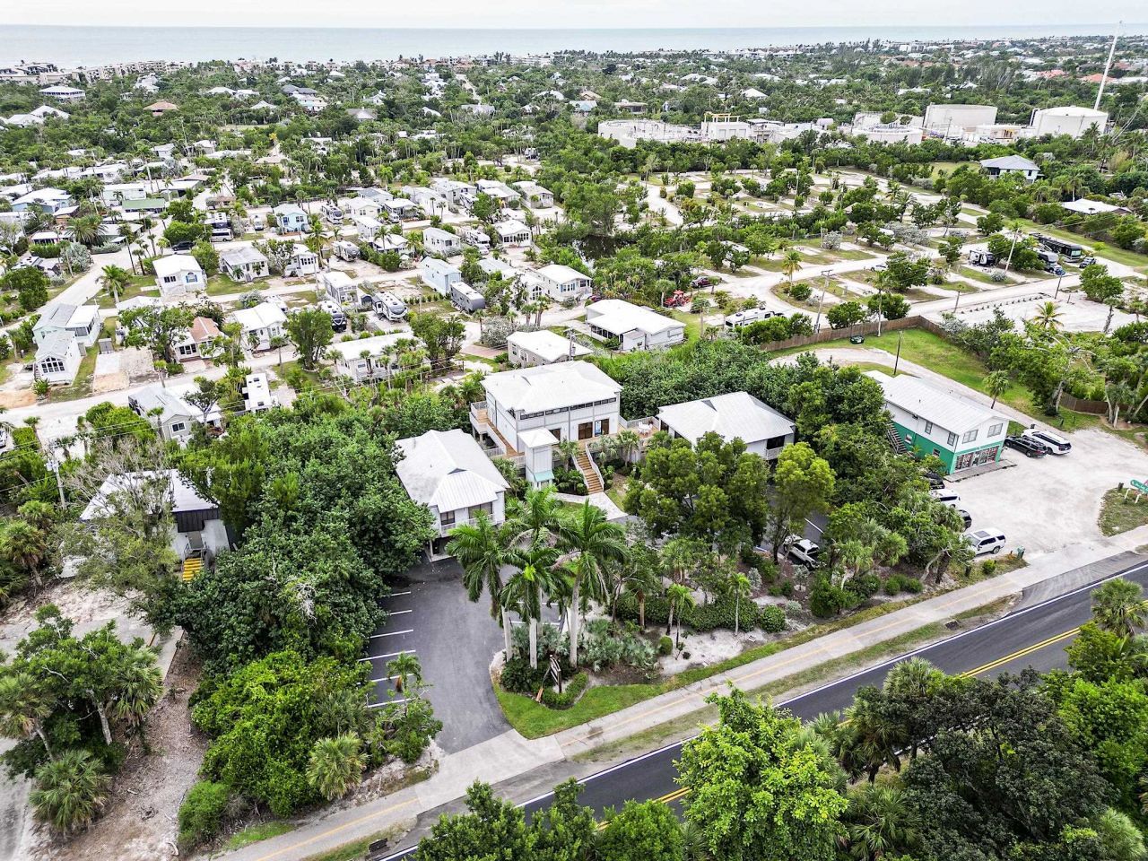 1149 Periwinkle Way, Unit 2, Sanibel, FL 33957 Photo