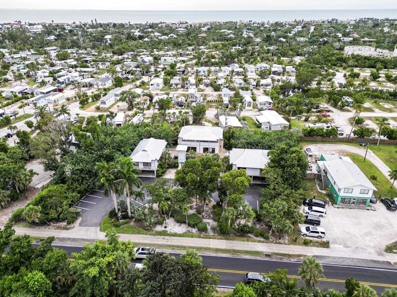 1149 Periwinkle Way, Unit 2, Sanibel, FL 33957 Photo