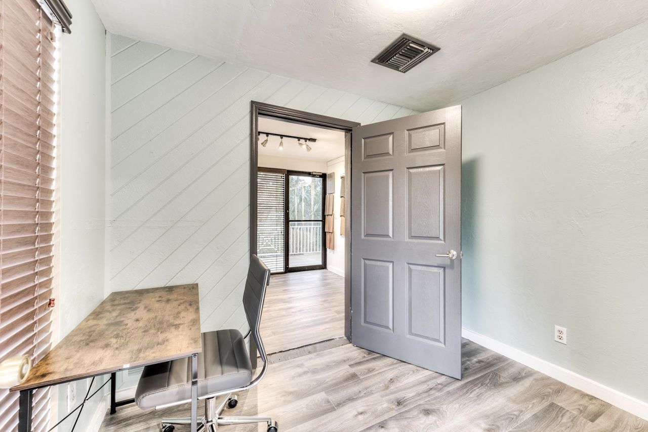 1149 Periwinkle Way, Unit 2, Sanibel, FL 33957 Photo