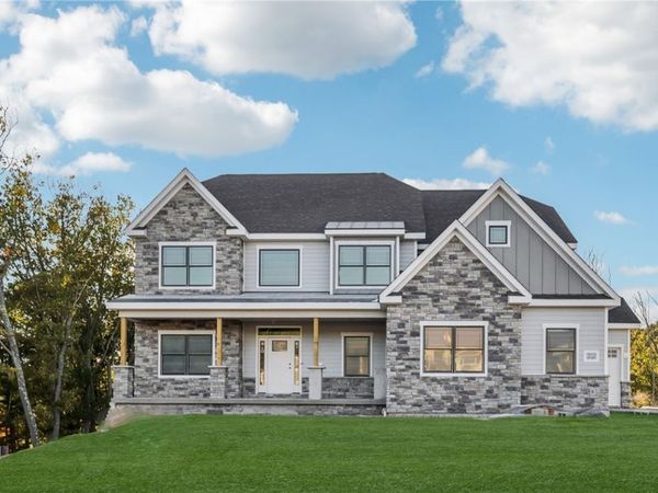 103 Amaryllis Ln, Baden, PA 15005