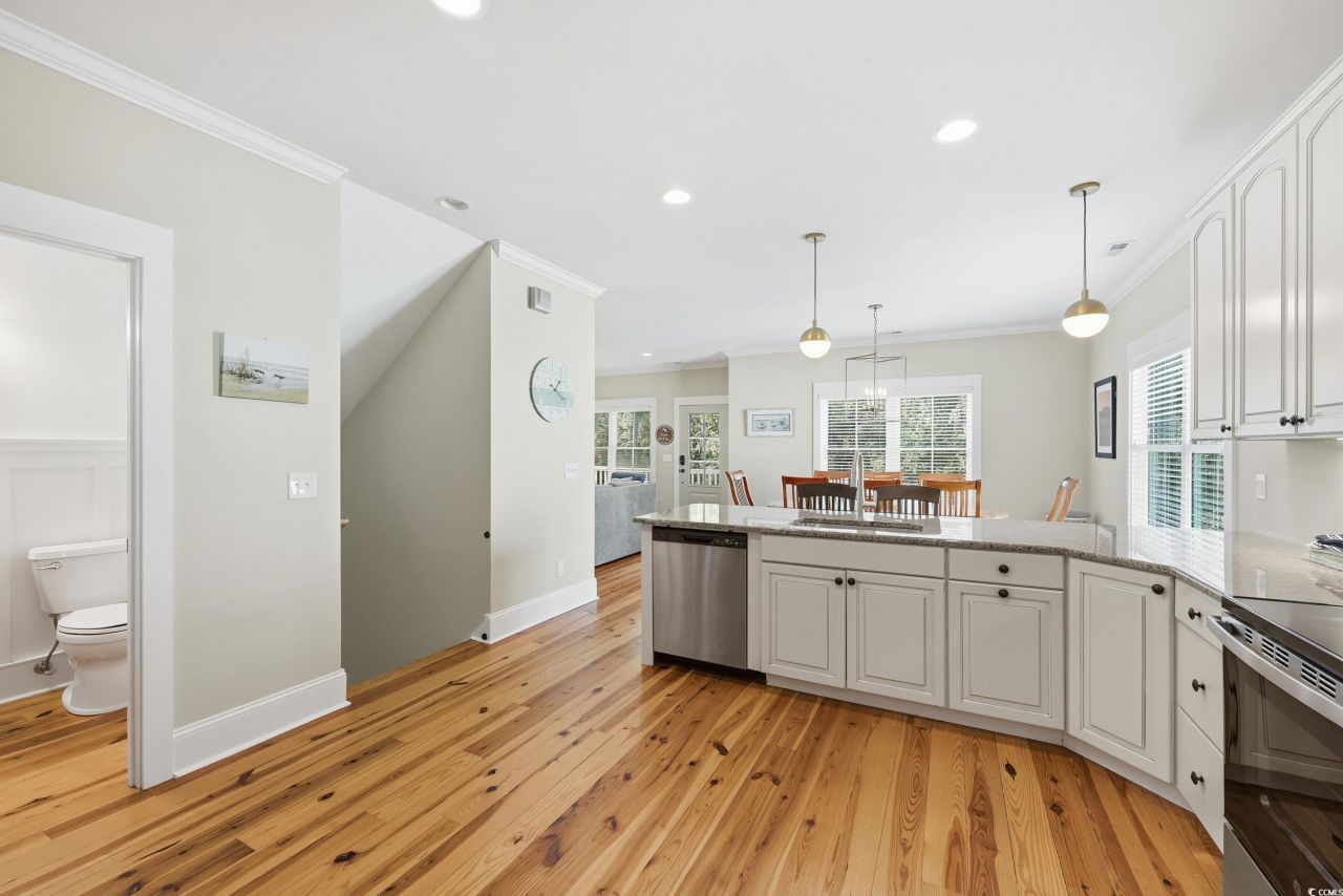 43 Sandlapper Way Photo 9