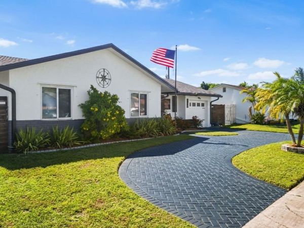 8610 NW 46th Street, Lauderhill, FL 33351