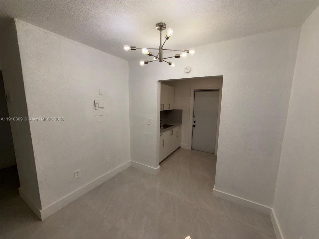 1251 NW 61st St, Unit 5, Miami, FL 33142 Photo
