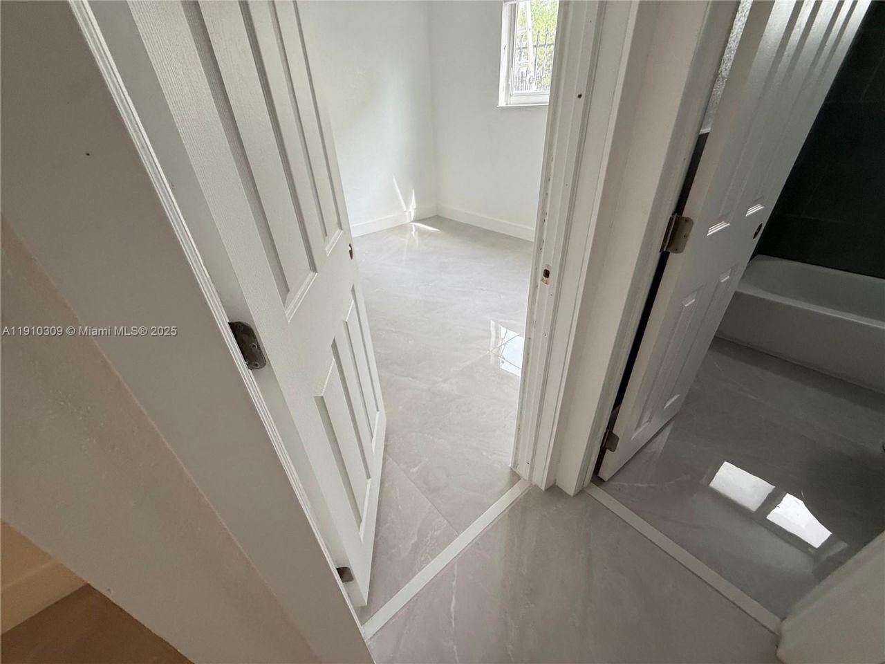 1251 NW 61st St, Unit 5, Miami, FL 33142 Photo