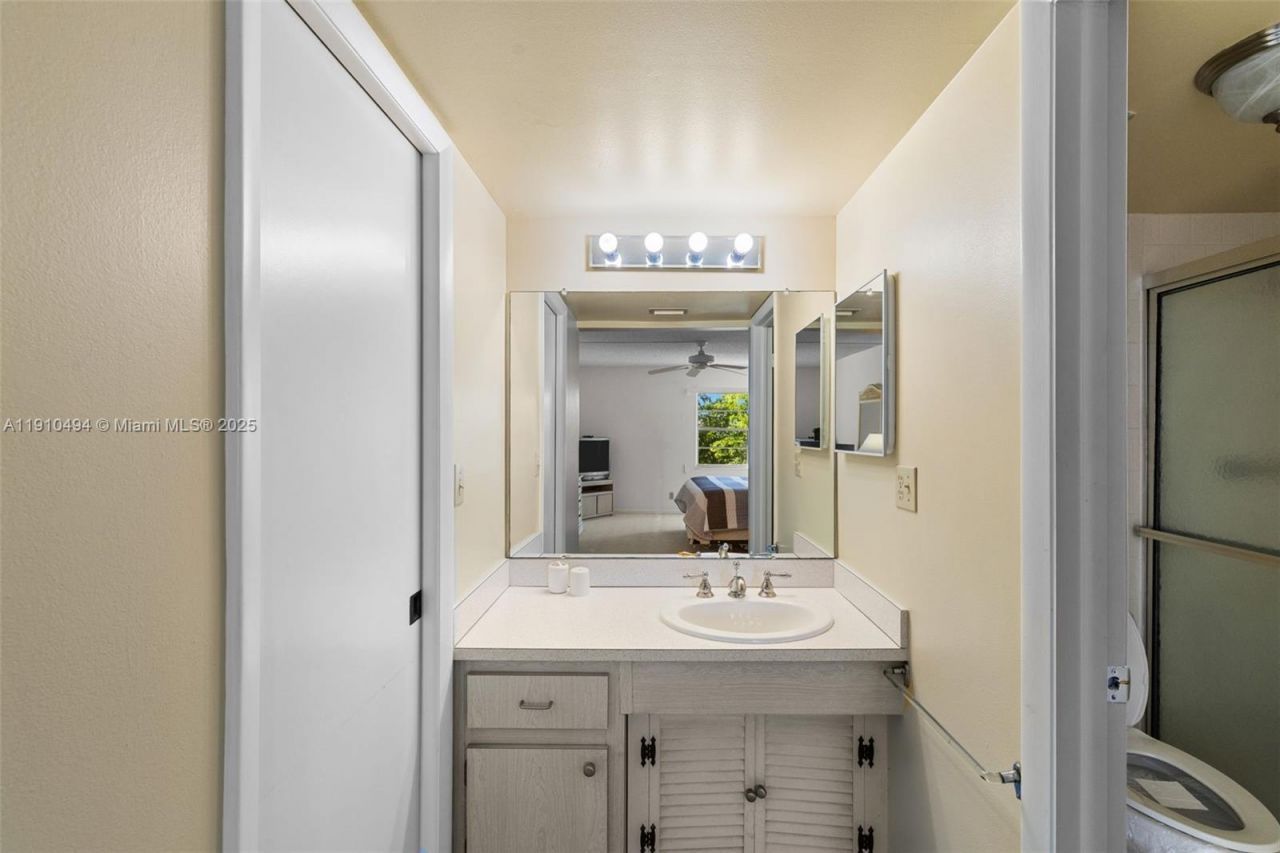 1087 Forest Lakes Drive, Unit 309, Naples, FL 34105 Photo