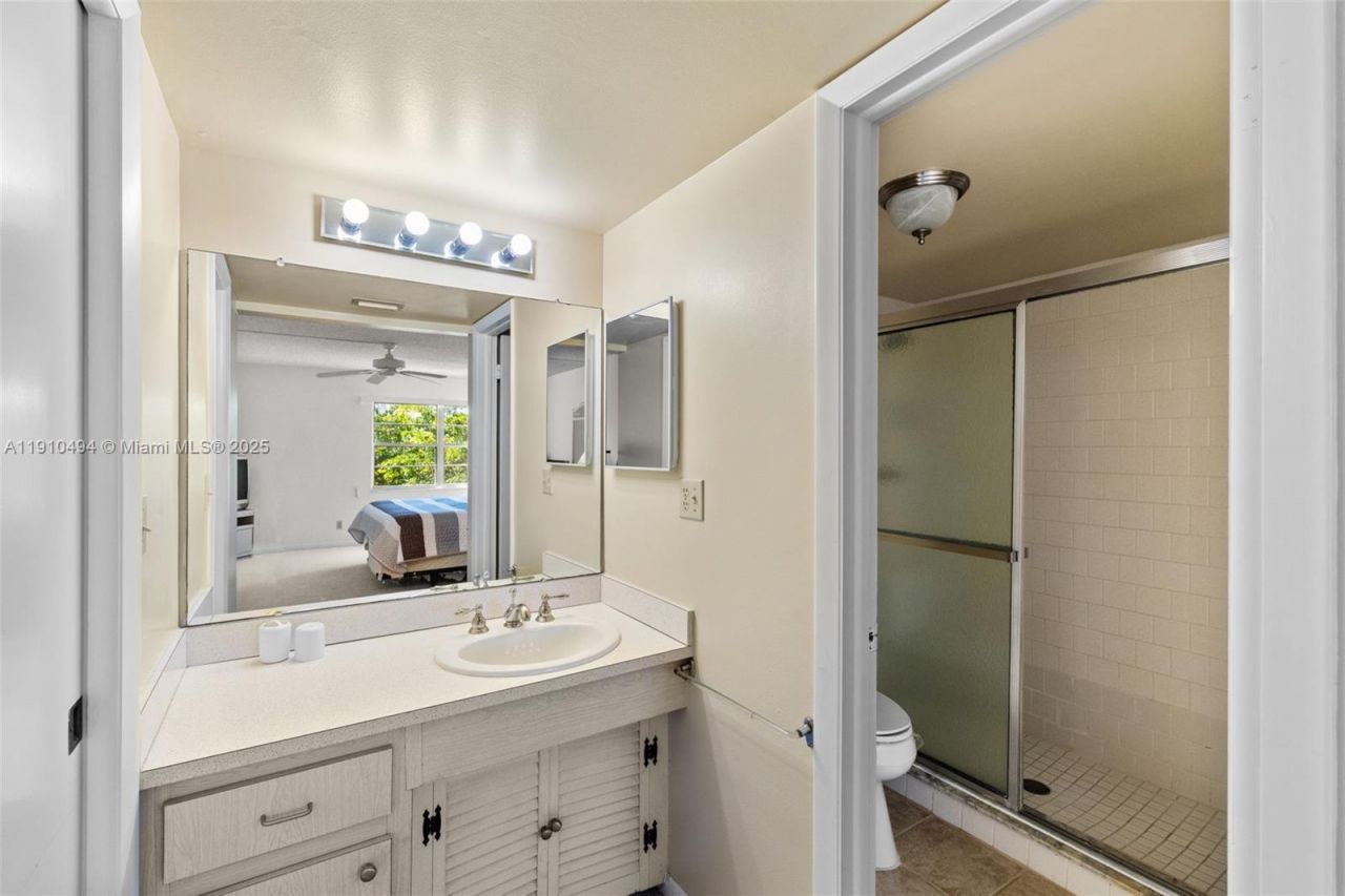 1087 Forest Lakes Drive, Unit 309, Naples, FL 34105 Photo