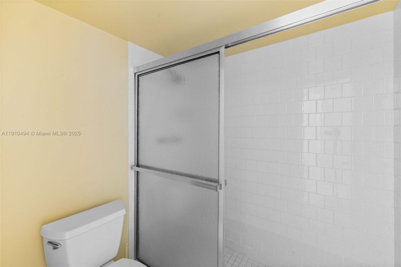 1087 Forest Lakes Drive, Unit 309, Naples, FL 34105 Photo