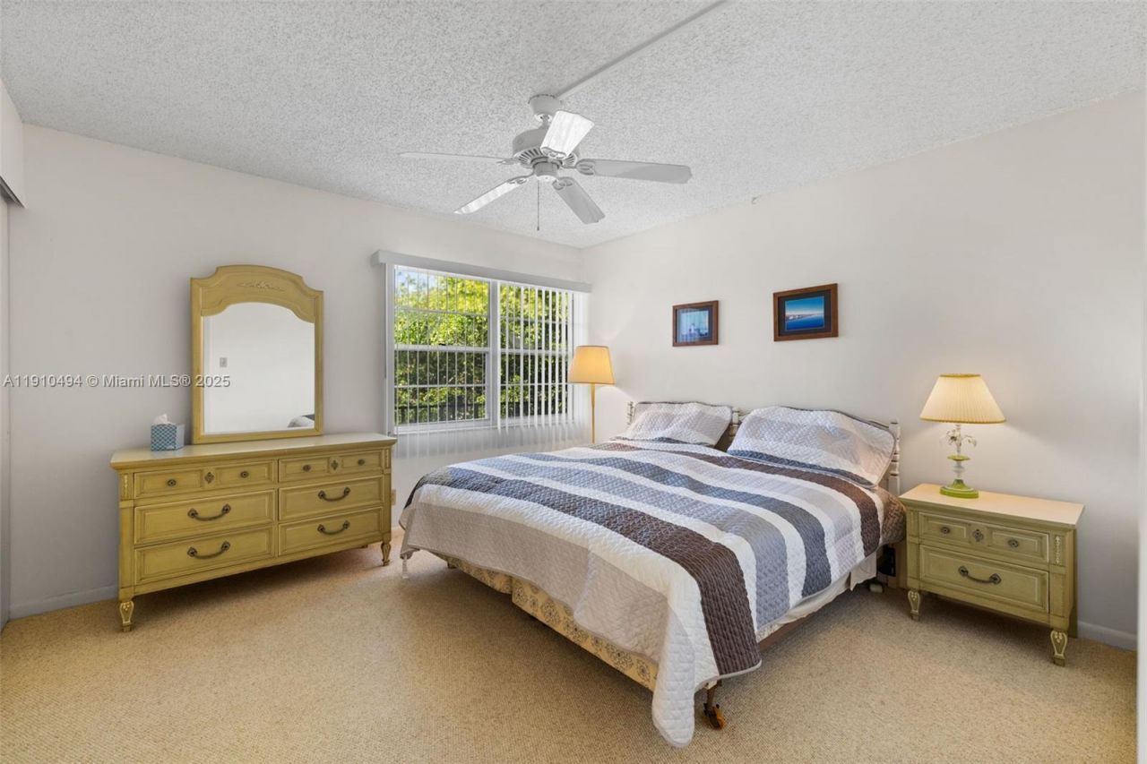 1087 Forest Lakes Drive, Unit 309, Naples, FL 34105 Photo