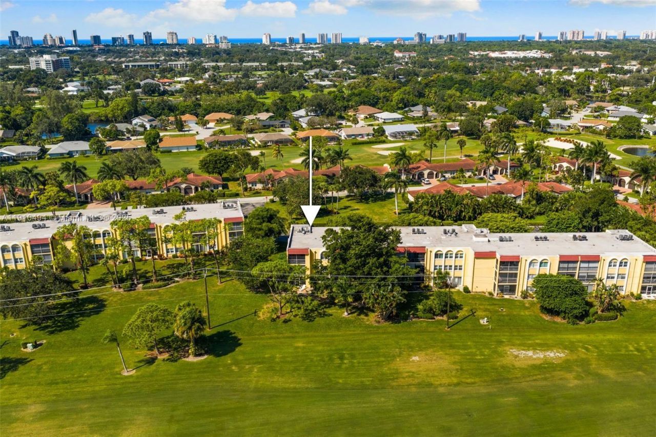 1087 Forest Lakes Drive, Unit 309, Naples, FL 34105 Photo