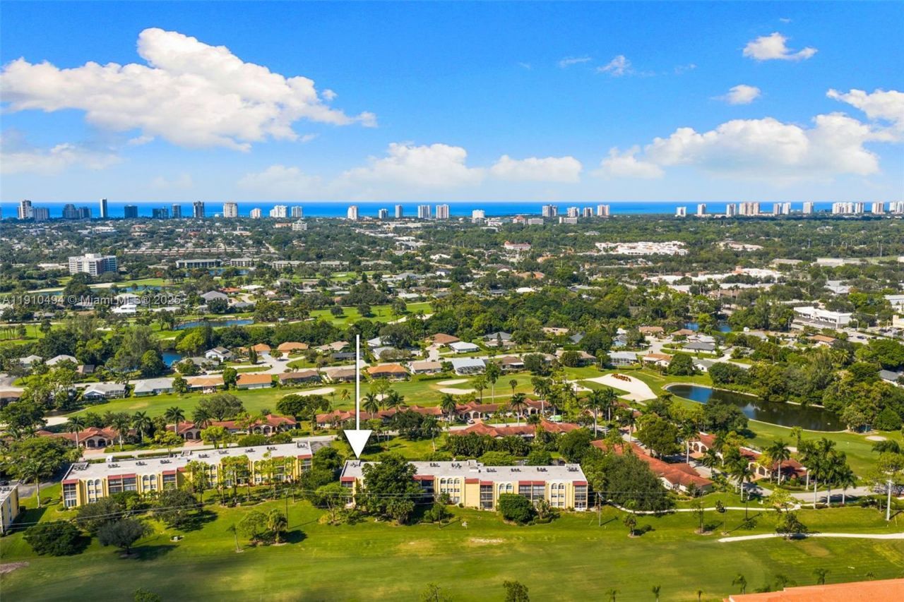 1087 Forest Lakes Drive, Unit 309, Naples, FL 34105 Photo
