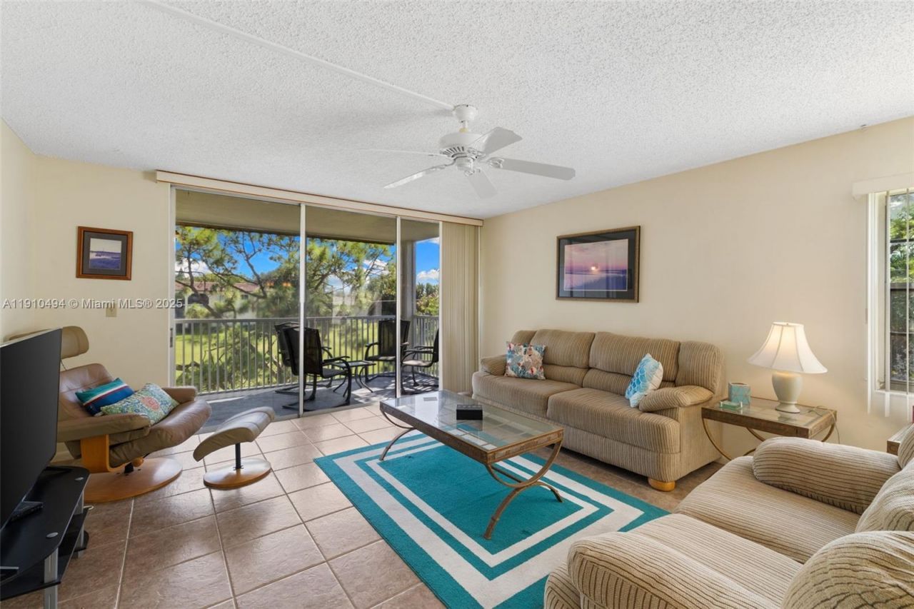 1087 Forest Lakes Drive, Unit 309, Naples, FL 34105 Photo