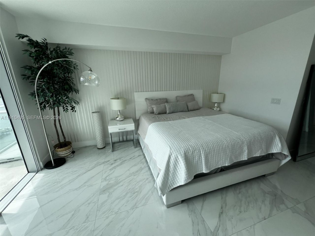 330 Sunny Isles Blvd, Unit 5-1008, Sunny Isles Beach, FL 33160 Photo