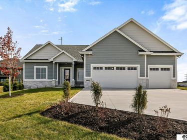 9903 S 181st Street, Omaha, NE 68136