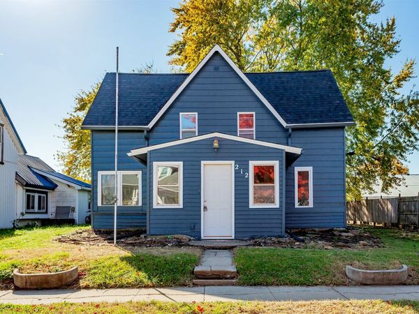 212 Pine Street, Milo, IA 50166